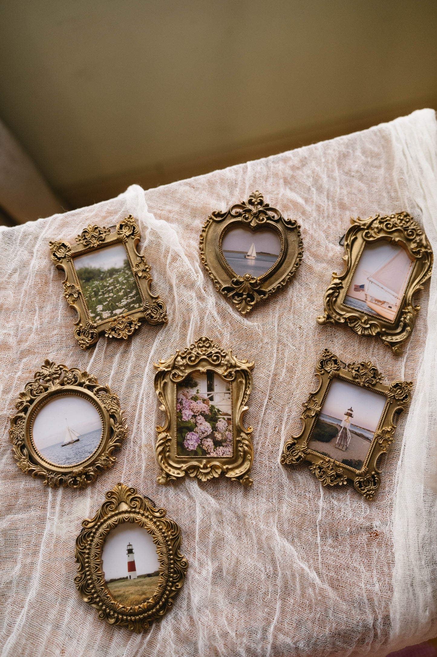 Vintage Gold Frame Wildflower Print, Daisy Field Photography, Cottagecore Wall Art, Neutral Floral Decor